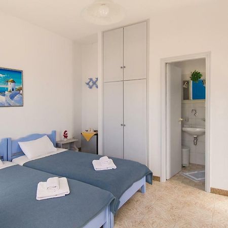 Evgenia Rooms And Apartments Folegandros Town Luaran gambar