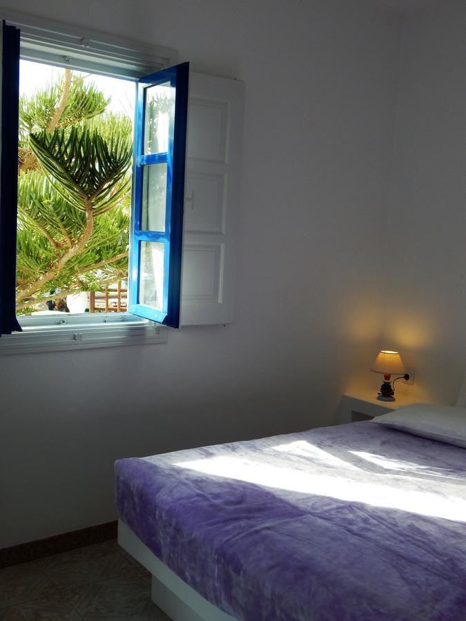 Evgenia Rooms And Apartments Folegandros Town Luaran gambar