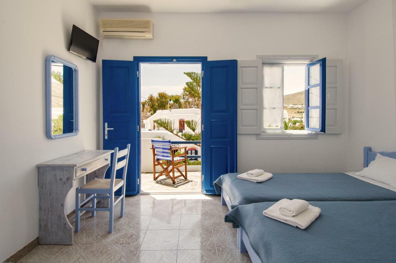 Evgenia Rooms And Apartments Folegandros Town Luaran gambar